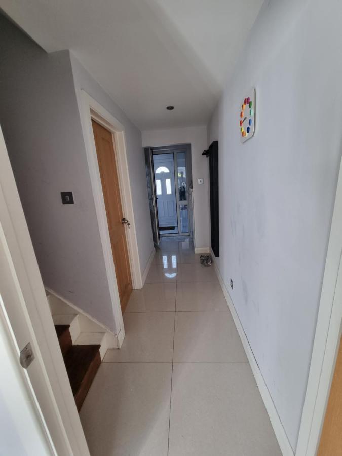 Single Room With En-Suite Shower Room In Zone 1 London Kültér fotó